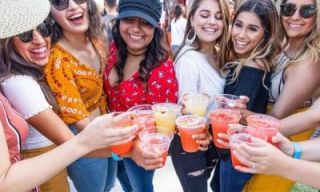 walking tours in los angeles Hollywood Food and Alcohol Walking Tour