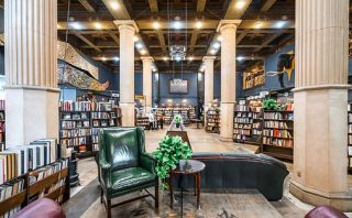 language bookshops in los angeles The Last Bookstore
