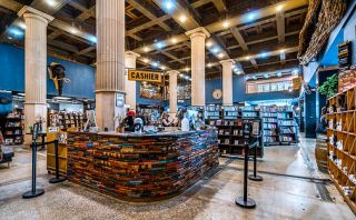 antiquarian bookshops in los angeles The Last Bookstore